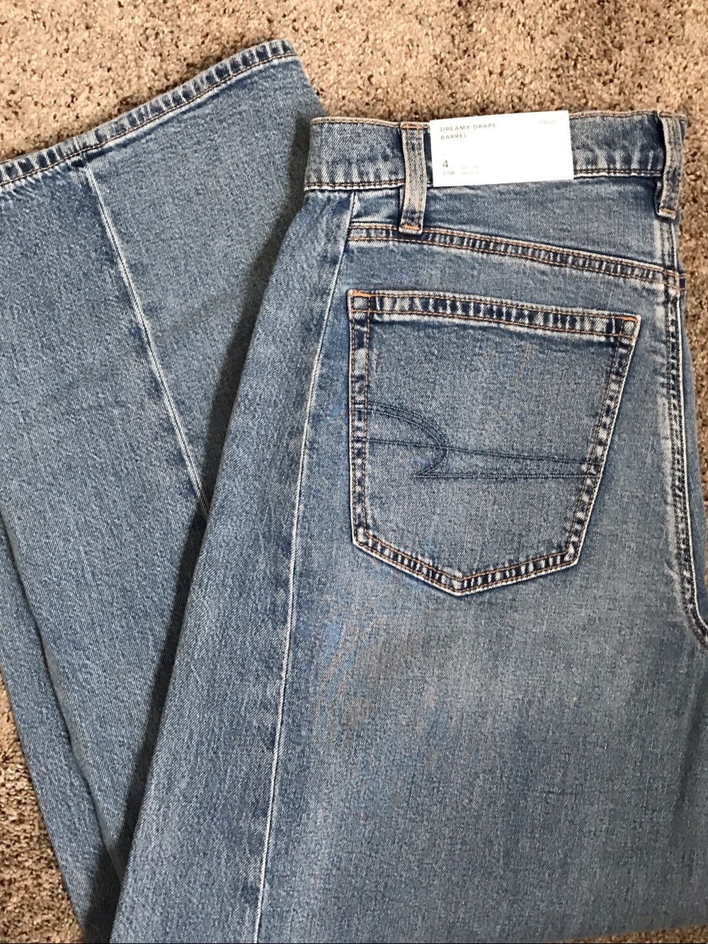 American Eagle Outfitters Light Blue Barrel Jeans
